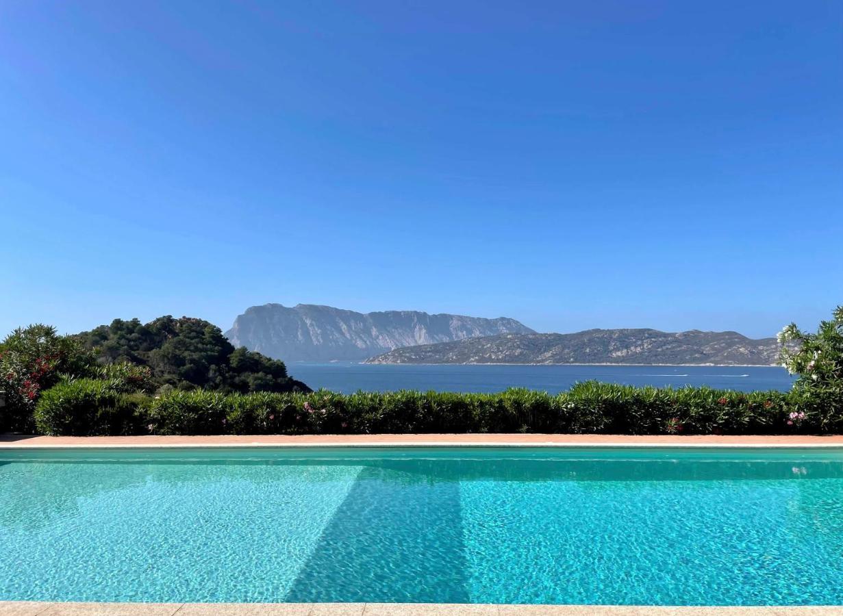 דירות San Teodoro Punta Est Delizioso Monolocale Vista Mare מראה חיצוני תמונה